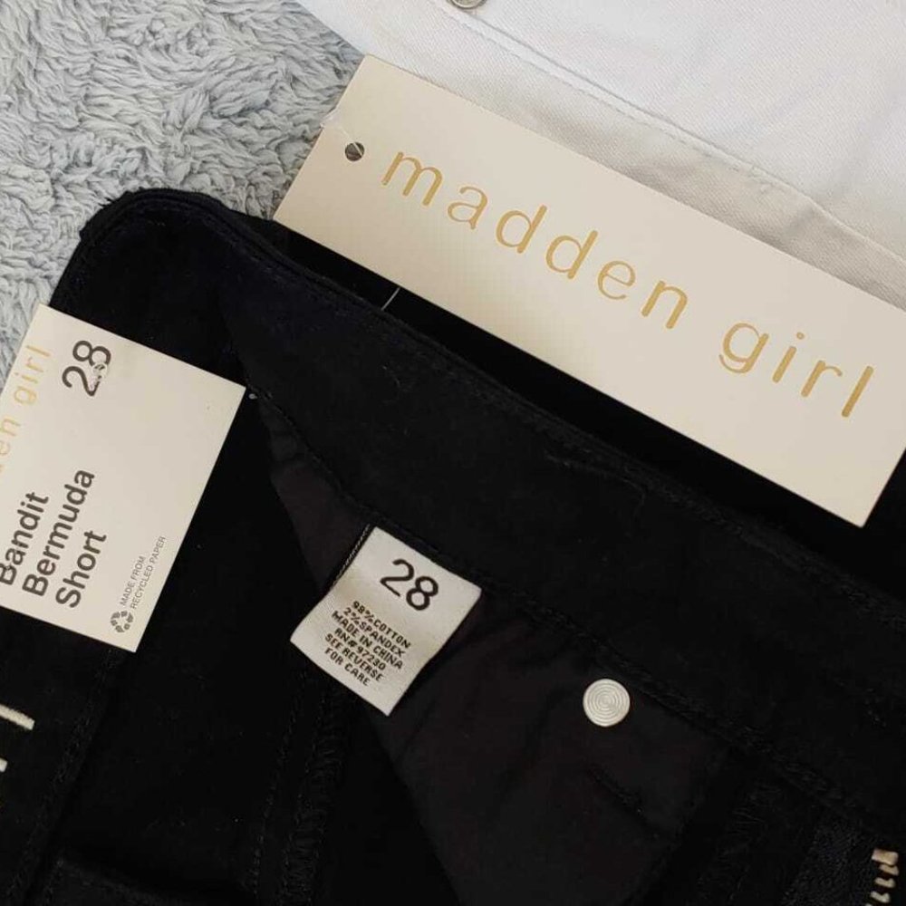 2 Madden Girl Bandit Bermuda Shorts Black & White Distressed Bundle NEW - Picture 11 of 13